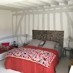 Bed & Breakfast L'atelier De Tess Le Bec-Hellouin