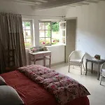 L'atelier De Tess Bed & Breakfast 3*